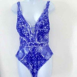 Becca Swimwear | Show & Plunge